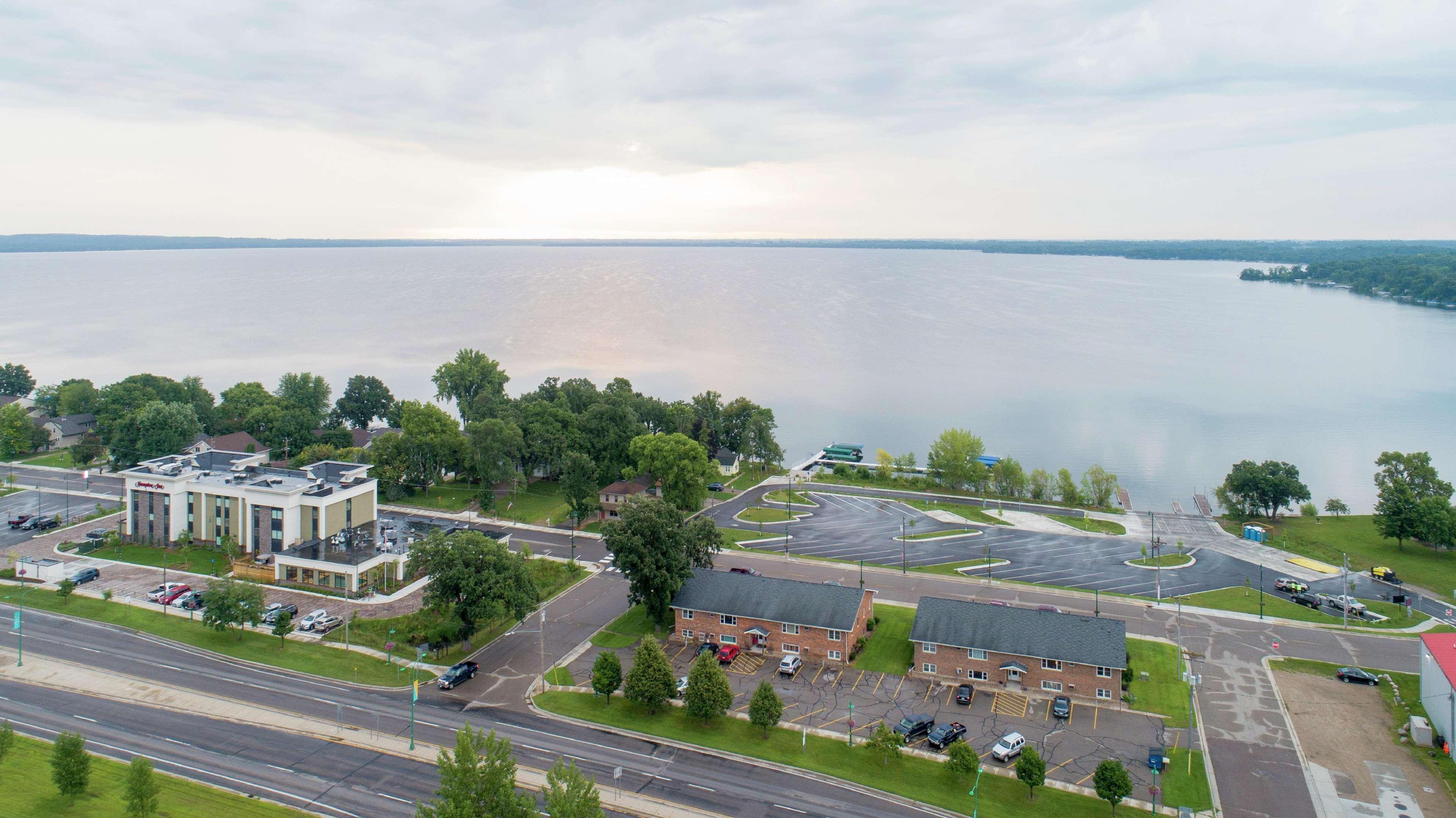 Hampton Inn Spicer Green Lake, Mn Exterior photo